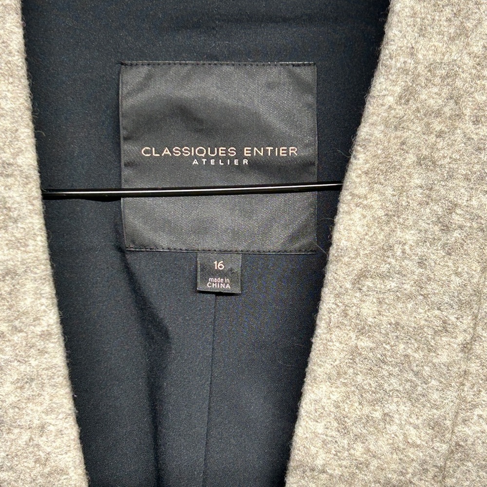 Classiques Entier Black and Cream Ombre Coat - Picture 5 of 11